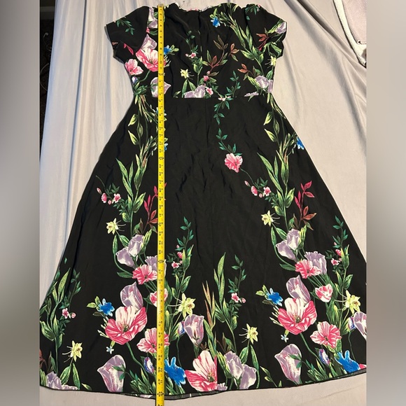 Black Floral A-Line Women’s Dress - Elegant Garden Print- size n/a - Picture 3 of 4